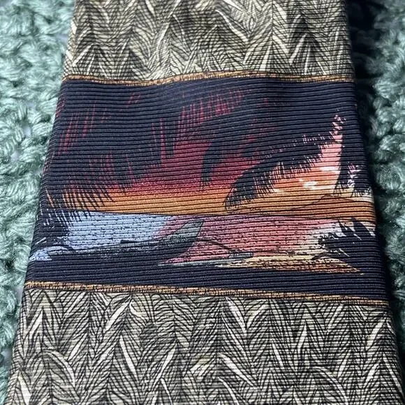 Vintage Tropicals by Tango Men's Necktie Palm Trees Beach Sunset 100% Silk KOREA - Picture 4 of 7